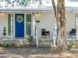 Cozy Coastal Cottage