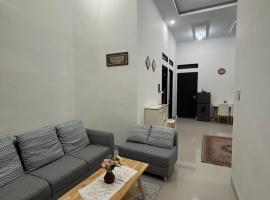 Bundarooms Homestay Mibo, ξενοδοχείο σε Geutieue