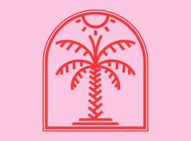 Under The Palm Tree Boutique Studios, hotel familiar en Ano Meria