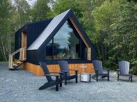 Bay Front A-Frame, Near Birch and Bunker's Harbor, hotell sihtkohas Gouldsboro