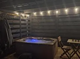 Appartement avec terrasse et jacuzzi privatifs