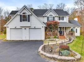 7 Mi to Slopes Family Getaway in Stroudsburg