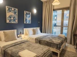 TheGrid-Downtown HomeStay Abu Dhabi, hotel in Abu Dhabi