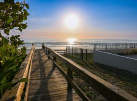 Gorgeous Beach Front Condo Near Flagler Ave - 701、ニュー・スマーナ・ビーチのペット同伴可ホテル