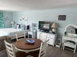 Old Fashioned 221 Park Place