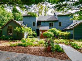 Wintergreen Condo, Unit 540, hotel sa Thompsonville