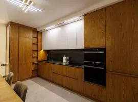 Modern & stylish apartment