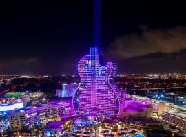 Guitar House Poker Lounge Steps from Hard Rock