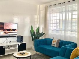 BuCci' 's Cozy 2 bedroom-Nursan apartments, Nanyuki、ナニュキのキッチン付きホテル