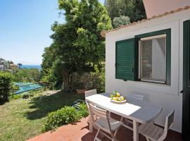 Casa Vacanze Mare E Limoni, hotel in Erchie