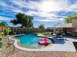 Palm Springs Pool & Game Room!