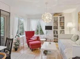 Cozy Seaside Cottage On Sejerø