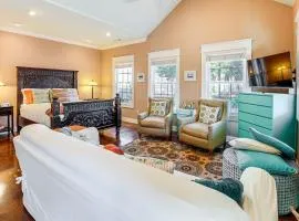 Heart of Historic Chickamauga! Chic Studio with Pool