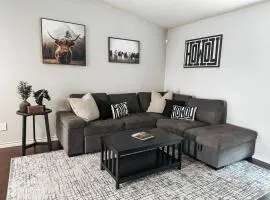 Private Hot Tub Near Dfw, Relaxing Texas Retreat