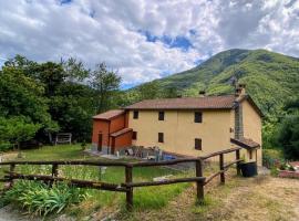 La casina rossa della fornace, villa in Cutigliano