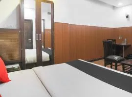 Hotel O Arora shoppers park