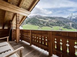 Ferienhaus Pichlerhof, Hotel in Pfunders