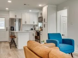 Near Historic Georgetown Square! Updated Home