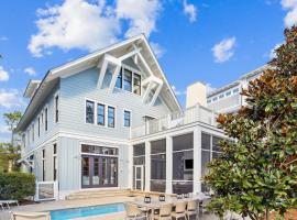 Private Pool, Lake Views, Great Outdoor Space - Lake District Home in Watercolor, FL home, hotel en Santa Rosa Beach