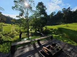 Chibacall ชิบะคอล, Karen Mountain Hideaway Homestay