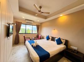 Sunrise Hill Resort, hotel in Khandala