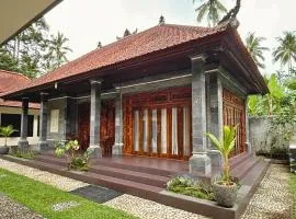 Arisa Villa by AGATA