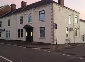 THE NEW Accommodation FREE complementary breakfast