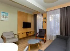 The 3rd floor 1BR apt 1 min from Kokhta