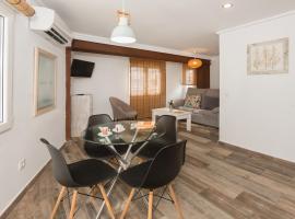 Apartamentos Al Andalusí, hótel í Denia