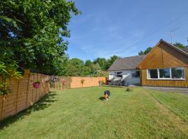 Stunning Coastal Home - Garden, Views, Pet Friendly, hotel din Connel