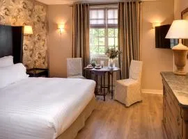 CAZAUDEHORE Hôtel Restaurant Gastronomique Terrasse et Jardins