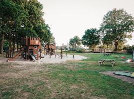 Salland Duo Bungalows, hotel in Nieuw-Heeten