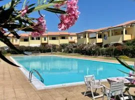 Il Delfino - Appartamento con Terrazza e Piscina