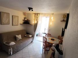 T2 vue mer Palm Beach, ξενοδοχείο σε Le Barcarès