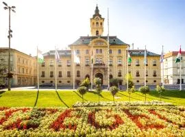 Tisza Terrace Apartman by Mital