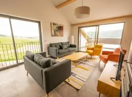 Le 240, entre lac et montagnes