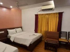 Hotel Sri Krishna Veg and Residency Murugeshpalya