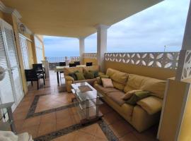 Villa Costa Adeje, hotel in Adeje