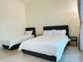 Cozy Family Room with Large Balcony