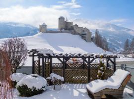 Appartement Burgblick, hotel em Heinfels