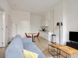 Modern & Comfortable 1-Bedroom Flat