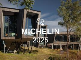 Elva Hotel, hotel con tinas de hidromasaje en Skulestadmo