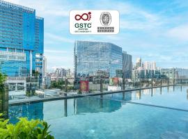 Seekers Finders Rama IV Hotel SureStay Collection by BW, hotel in Bangkok