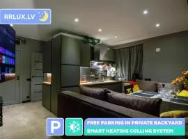 S9 rrlux free parking