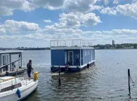 Hausboot Snowbird Lübeck