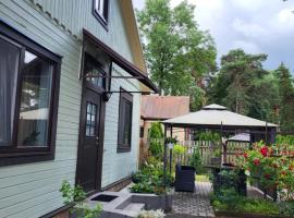 Guest House Sunny, hotel in Jūrmala