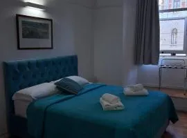 AH Suite Montecitorio