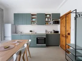 Cosy 3BR Duplex Penthouse with Terrace & Views by Isola360