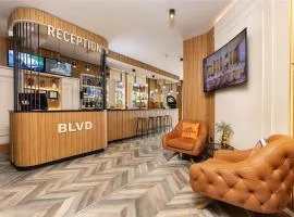 Hotel BLVD 7