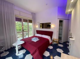 Hotel Vietri Coast, ξενοδοχείο σε Βιέτρι